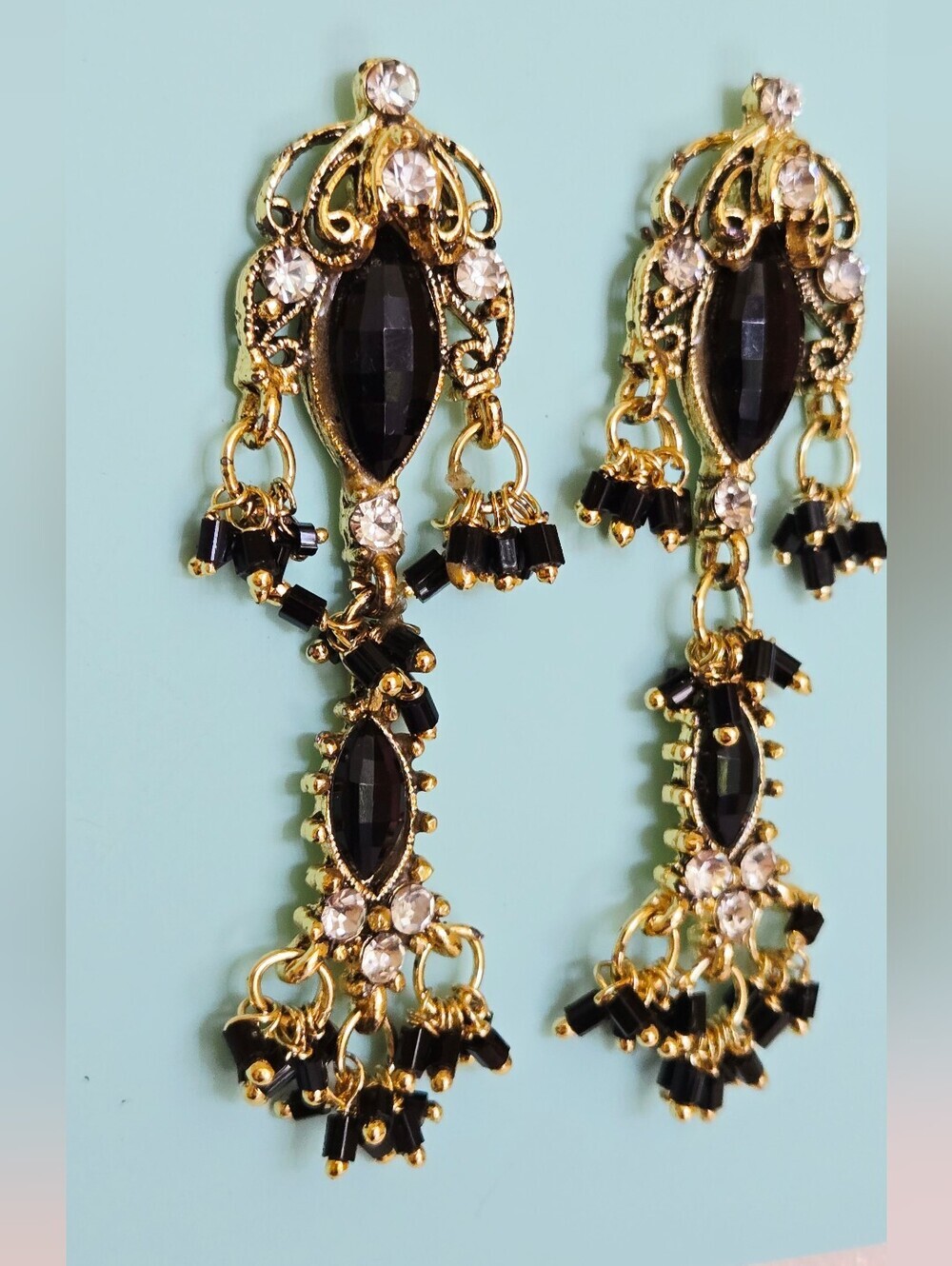 Vintage Black and Gold chandelier earrings - Women Jewelry - Picture 15 of 16